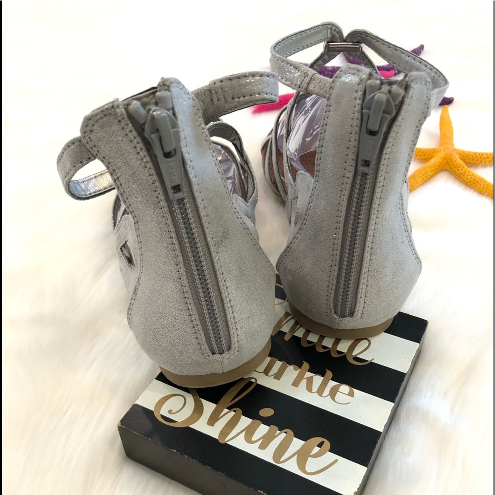 NWOB Carlos Santana Silver Sandals Size 7 1/2 - Picture 3 of 6